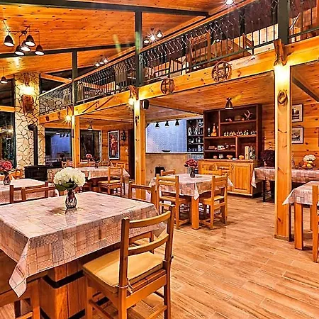 Garni Elite Hotel *